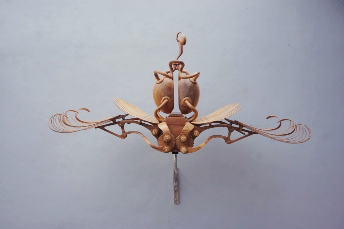 Karya Dedy berjudul Enggang